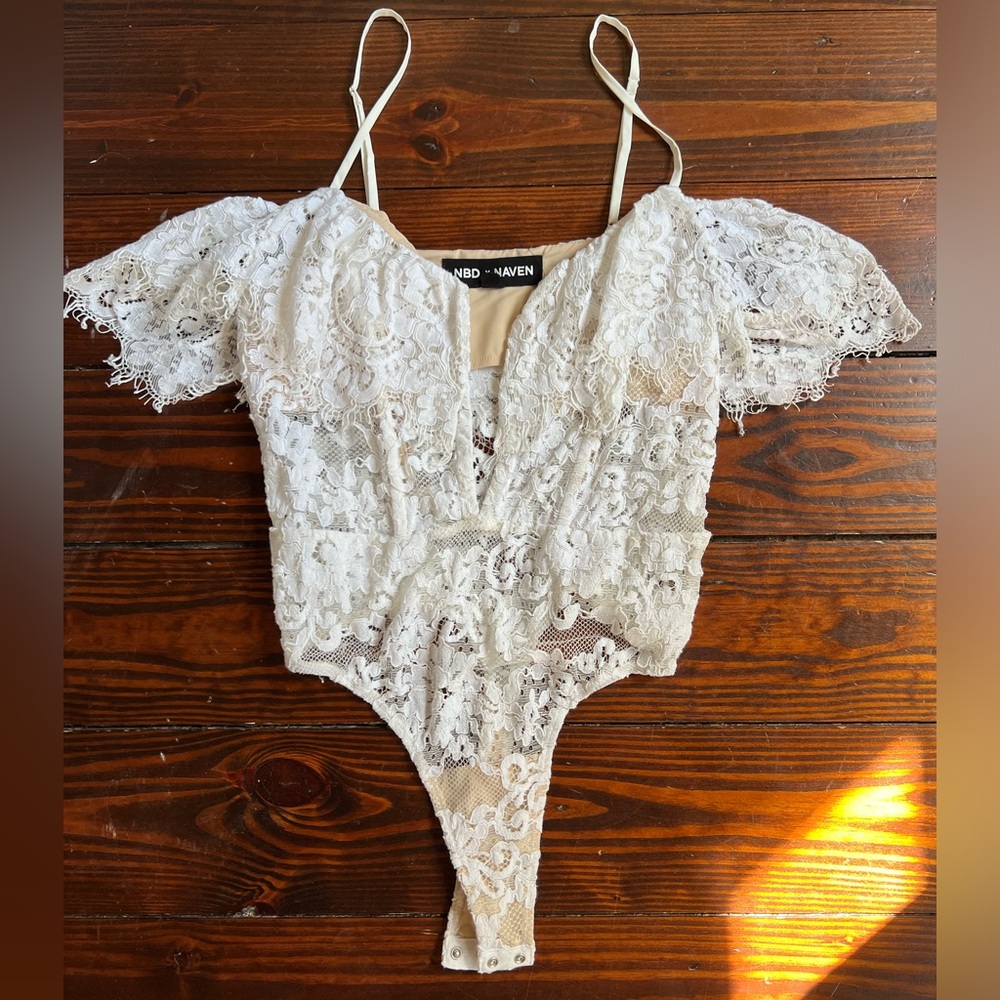 NBD X Naven Revolve White Lace Bodysuit. Size small.